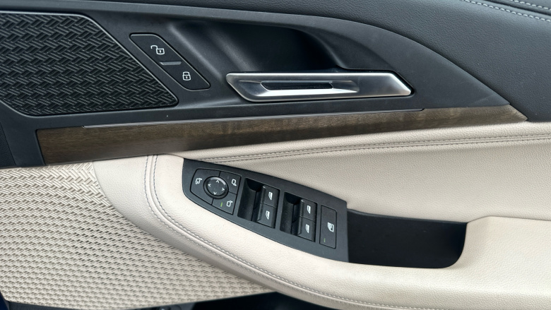 BMW 2 Series 220i MHT Luxury 5dr DCT [Tech Plus Pack] Petrol Hatchback